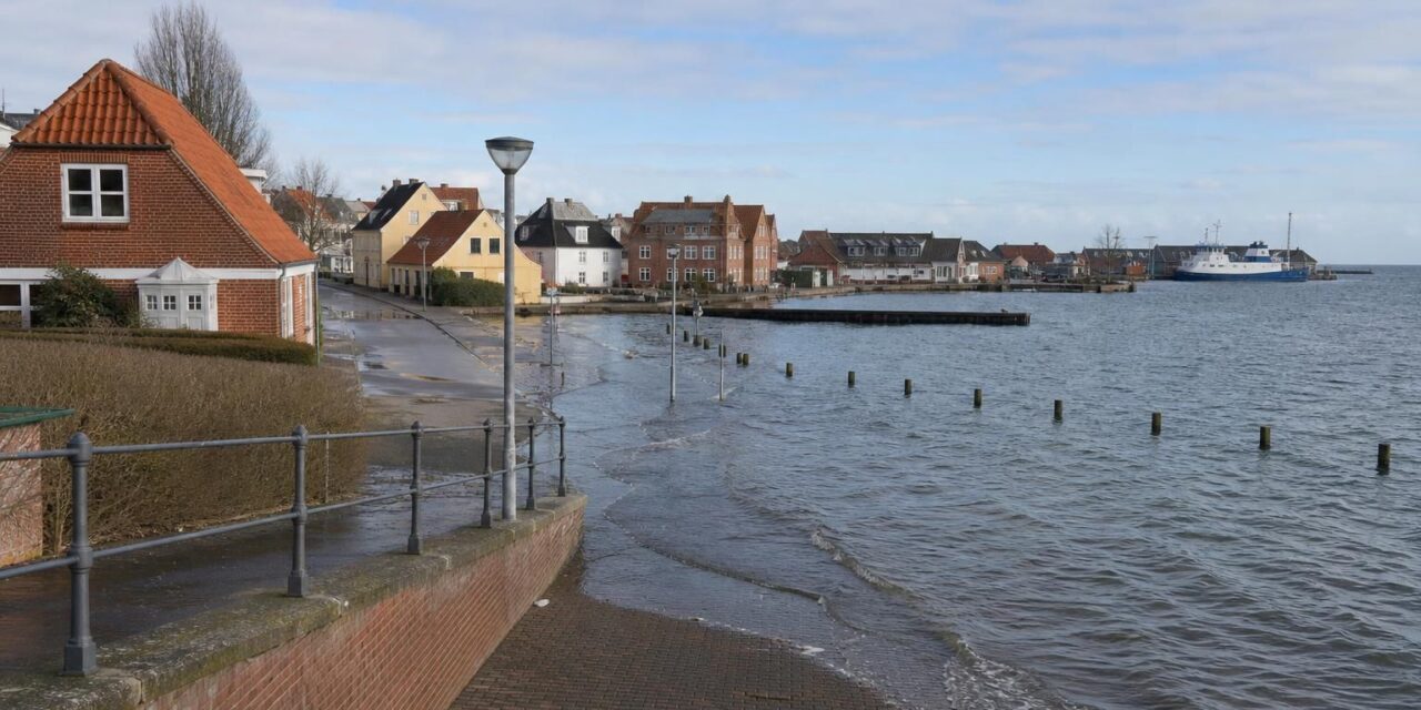 Havet stiger: Tusinder af bygninger i farezonen i Danmark